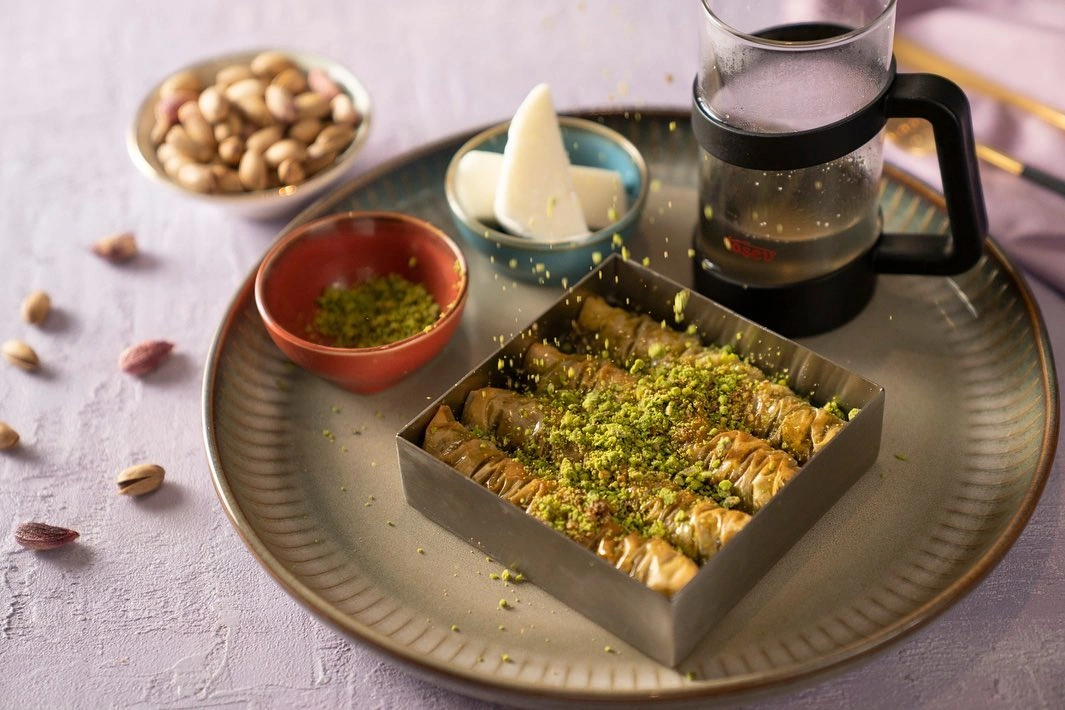 Fıstıklı baklava tepsisi