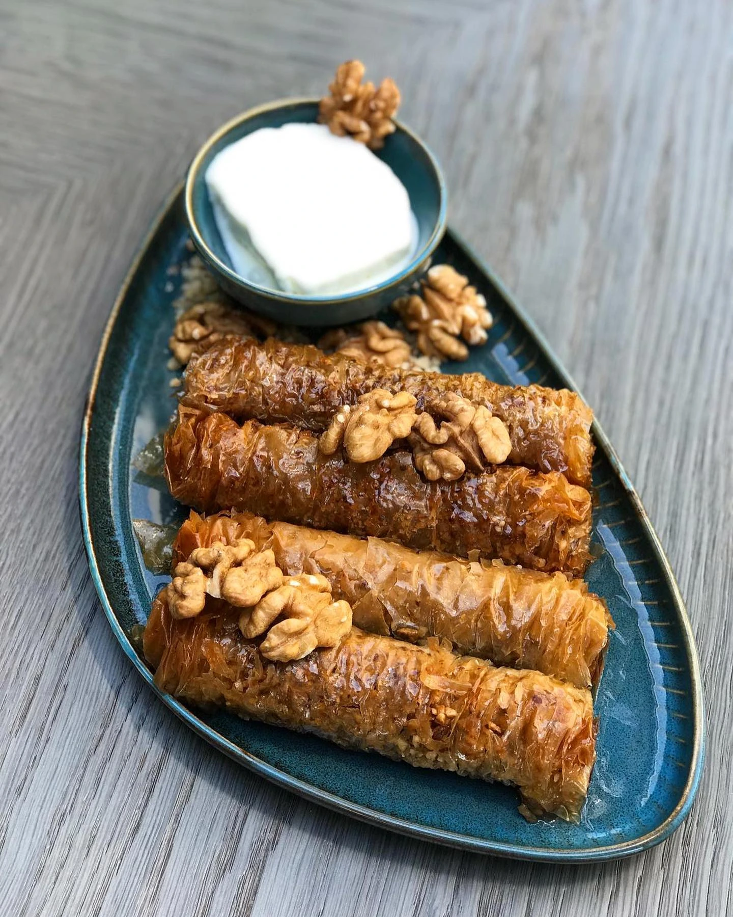 Cevizli sarma baklava